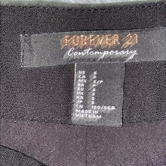 Forever 21 Black Skort - Picture 3 of 3